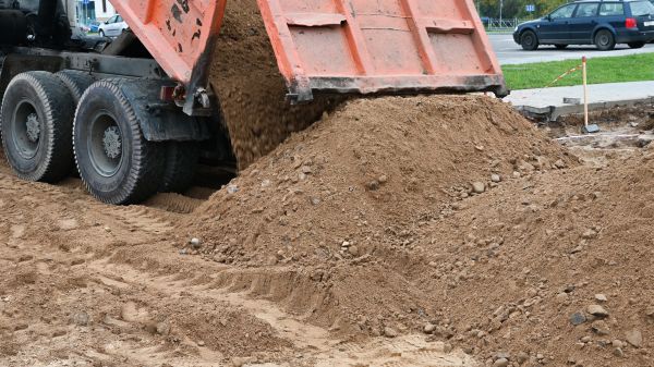 Soil Delivery in Camas