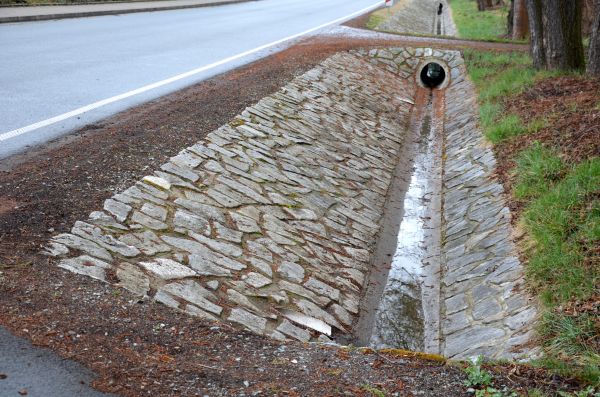 Ditch Landscaping in Camas