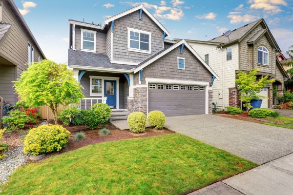 Curb Appeal Landscaping in Camas