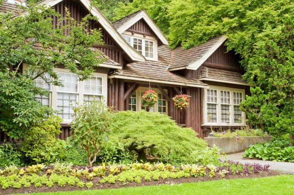 Log Home Landscaping in Camas